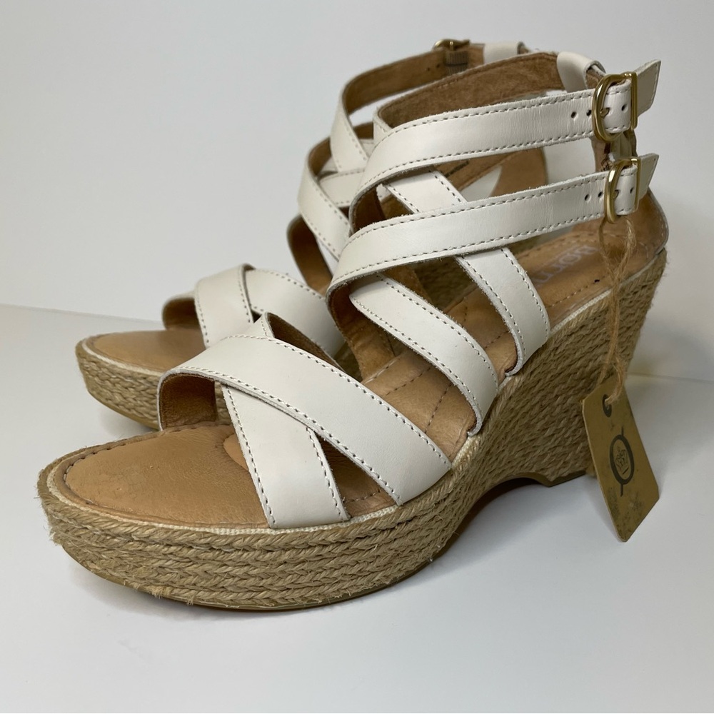Size 7 Born Platform Wedge Sandals NEVER WORN